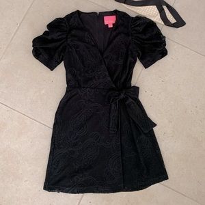 Lily Pulitzer XS Black wrap around romper